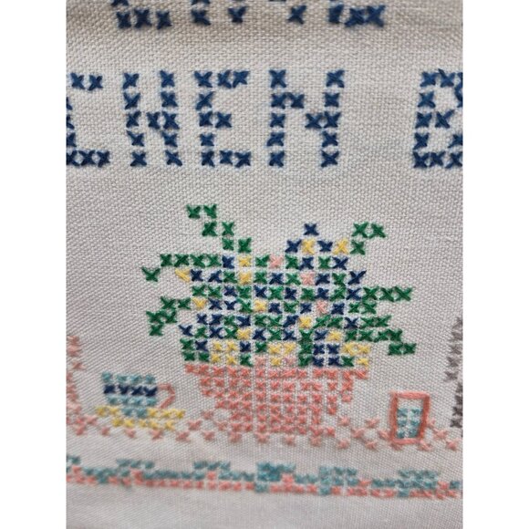 Vintage Cross-Stitch Kitchen Decor Wall Hanging Embroidered Quote "No Matter Whe - Picture 3 of 7